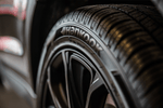 Waarom is het belangrijk om mijn autobanden regelmatig op te pompen? - VCTparts.nl