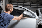 Stappenplan: Hoe Tint Je Je Autoruiten Zelf? Tips en Technieken - VCTparts.nl