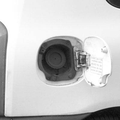 Carpoint Universele Nooddop Reserve Tankdop Benzinedop Brandstofdop - VCTparts.nl