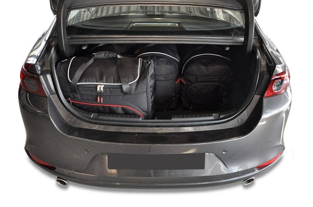Kjust Reistassenset voor Mazda 3 Sedan vanaf 2019