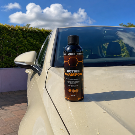 Glossio Active Shampoo Werkende Zeep 500ML – Productfoto 9