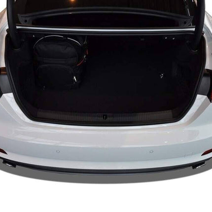 Kjust Kjust Reistassenset voor Audi A5 Coupe 2017 - 2024 - Set van 5 Tassen met 3 Roltassen en 2 Sporttassen Harvest Automotive 5