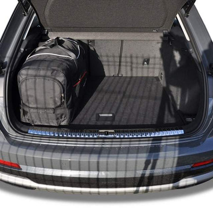Kjust Kjust Reistassenset voor Audi Q3 Vanaf 2019 - Set van 4 Tassen met 2 Roltassen 1 Sporttas en 1 Vliegtuigtas Harvest Automotive 4