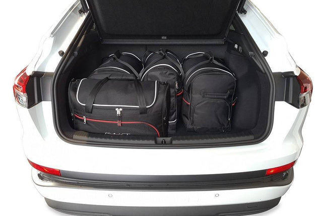 Kjust Kjust Reistassenset voor Audi Q4 Sportback e-tron vanaf 2021 - Set van 5 Tassen met 2 Roltassen 1 Sporttas en 2 Vliegtuigtassen Harvest Automotive 2