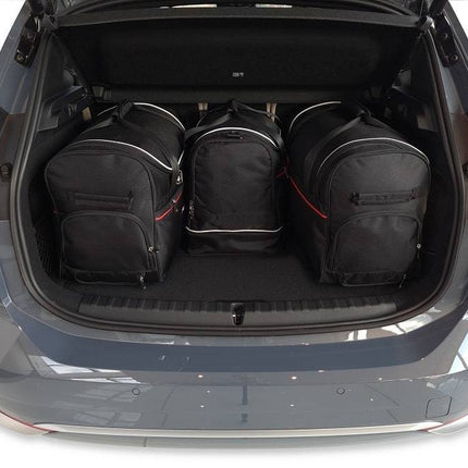 Kjust Kjust Reistassenset voor BMW 2 serie Active Tourer vanaf 2022 - Set van 4 Tassen met 2 Roltassen 1 Sporttas en 1 Vliegtuigtas Harvest Automotive 2