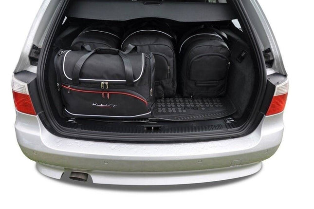 Kjust Kjust Reistassenset voor BMW 5 serie Touring 2004-2010 - Set van 5 Tassen met 3 Roltassen en 2 Vliegtuigtassen Harvest Automotive 2