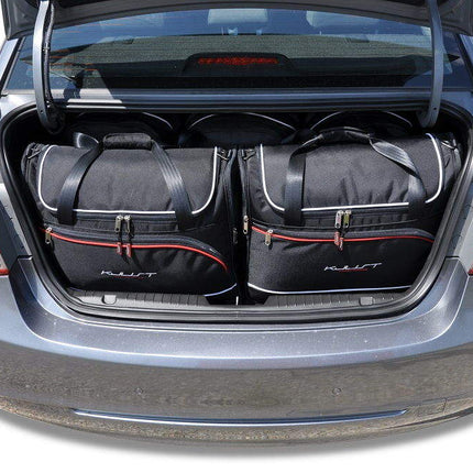 Kjust Kjust Reistassenset voor Chevrolet Cruze Sedan 2009-2016 - Set van 5 Tassen met 3 Roltassen en 2 Vliegtuigtassen Harvest Automotive 1