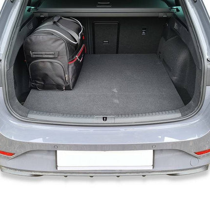 Kjust Kjust Reistassenset voor Cupra Leon stationwagen vanaf 2020 - Set van 5 Tassen met 3 Roltassen en 2 Sporttassen Harvest Automotive 5