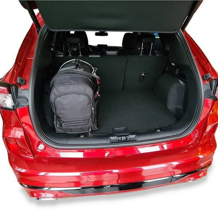 Kjust Kjust Reistassenset voor Ford Kuga Vanaf 2019 - Set van 4 Tassen met 2 Roltassen en 2 Sporttassen Harvest Automotive 4