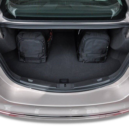 Kjust Kjust Reistassenset voor Ford Mondeo Sedan 2014-2022 - Set van 5 Tassen met 3 Roltassen en 2 Sporttassen Harvest Automotive 4