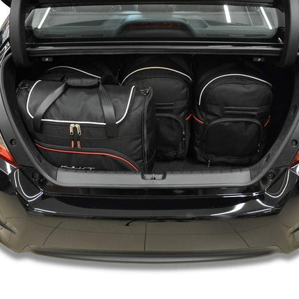 Kjust Kjust Reistassenset voor Honda Civic Sedan 2018-2022 - Set van 5 Tassen met 3 Roltassen en 2 Vliegtuigtassen Harvest Automotive 2
