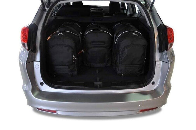 Kjust Kjust Reistassenset voor Honda Civic Tourer 2014-2018 - Set van 4 Tassen met 3 Roltassen en 1 Sporttas Harvest Automotive 2