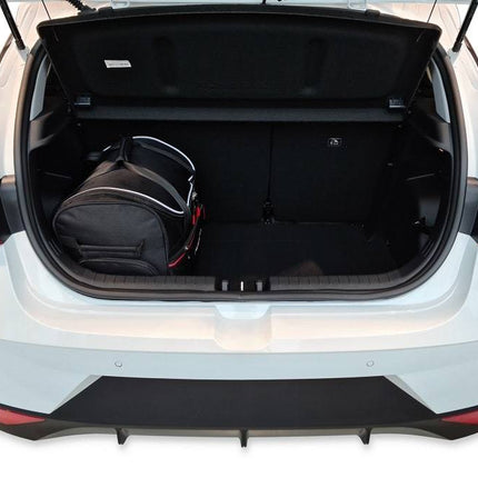 Kjust Kjust Reistassenset voor Hyundai i20 5-deurs vanaf 2020 - Set van 3 Tassen met 2 Roltassen en 1 Vliegtuigtas Harvest Automotive 3