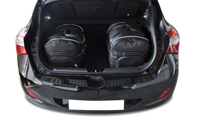 Kjust Kjust Reistassenset voor Hyundai i30 3-deurs 2013-2017 - Set van 3 Tassen met 2 Roltassen en 1 Vliegtuigtas Harvest Automotive 2