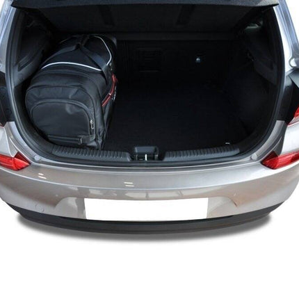 Kjust Kjust Reistassenset voor Hyundai i30 Fastback vanaf 2018 - Set van 4 Tassen met 2 Roltassen 1 Sporttas en 1 Vliegtuigtas Harvest Automotive 4