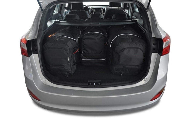 Kjust Kjust Reistassenset voor Hyundai i30 Tourer 2012-2017 - Set van 4 Tassen met 2 Roltassen en 2 Sporttassen Harvest Automotive 2