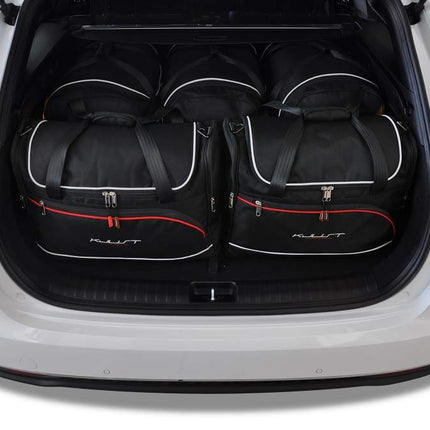 Kjust Kjust Reistassenset voor Kia Ceed Sportswagon vanaf 2018 - Set van 5 Tassen met 3 Roltassen en 2 Vliegtuigtassen Harvest Automotive 1