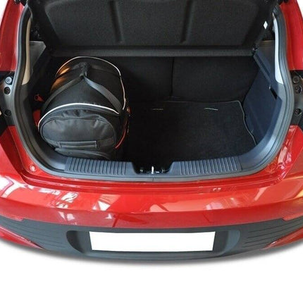 Kjust Kjust Reistassenset voor Kia Rio 3-deurs 2011-2017 - Set van 3 Tassen met 2 Roltassen en 1 Sporttas Harvest Automotive 3