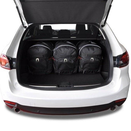 Kjust Kjust Reistassenset voor Mazda 6 Tourer 2013-2024 - Set van 5 Tassen met 3 Roltassen en 2 Sporttassen Harvest Automotive 2