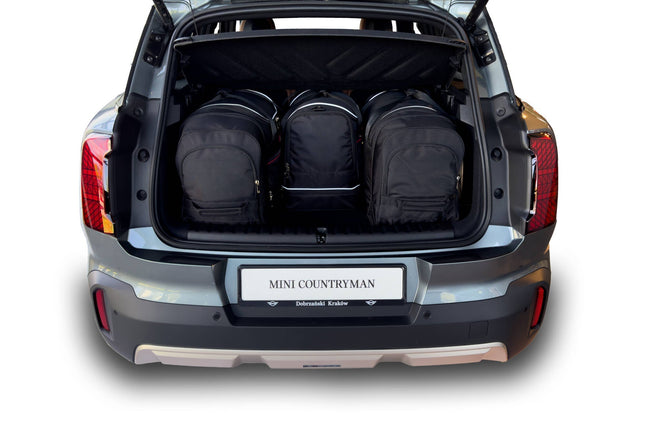 Kjust Kjust Reistassenset voor Mini Countryman vanaf 2024 - Set van 4 Tassen met 2 Roltassen 1 Sporttas en 1 Vliegtuigtas Harvest Automotive 2