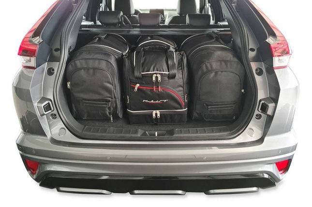 Kjust Kjust Reistassenset voor Mitsubishi Eclipse Cross vanaf 2017 - Set van 4 Tassen met 2 Roltassen en 2 Sporttassen Harvest Automotive 1