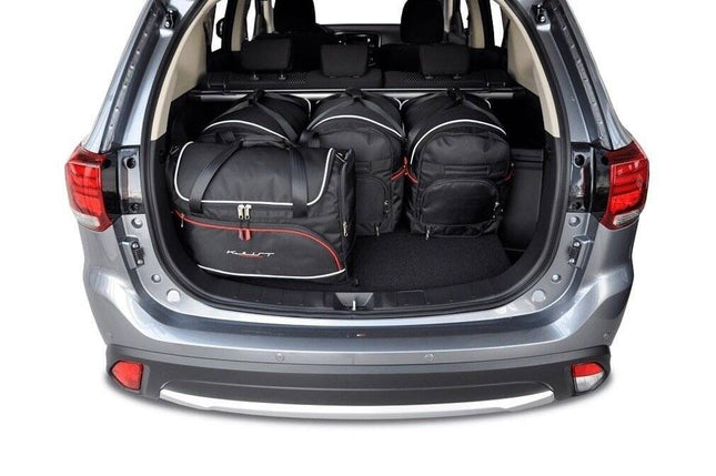 Kjust Kjust Reistassenset voor Mitsubishi Outlander 2013-2024 - Set van 5 Tassen met 3 Roltassen en 2 Vliegtuigtassen Harvest Automotive 2