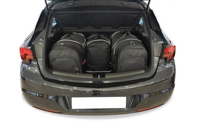 Kjust Kjust Reistassenset voor Opel Astra 5-deurs 2015-2022 - Set van 4 Tassen met 2 Roltassen 1 Sporttas en 1 Vliegtuigtas Harvest Automotive 2