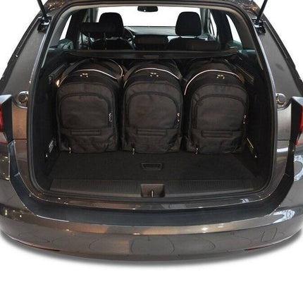 Kjust Kjust Reistassenset voor Opel Astra Sports Tourer 2015-2022 - Set van 5 Tassen met 3 Roltassen en 2 Vliegtuigtassen Harvest Automotive 2