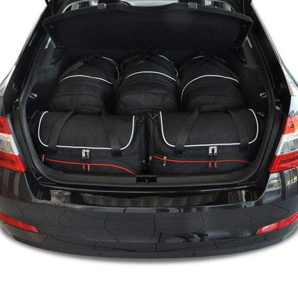 Kjust Kjust Reistassenset voor Skoda Octavia 5-deurs 2013-2020 - Set van 5 Tassen met 3 Roltassen en 2 Vliegtuigtassen Harvest Automotive 1