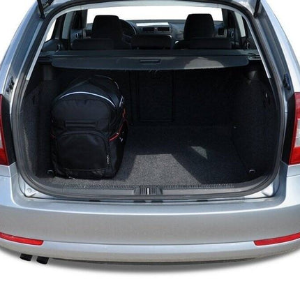 Kjust Kjust Reistassenset voor Skoda Octavia stationwagen 2009-2013 - Set van 5 Tassen met 3 Roltassen en 2 Sporttassen Harvest Automotive 5