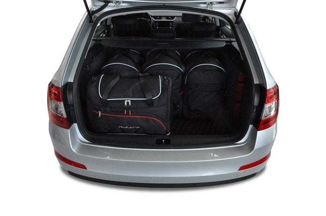 Kjust Kjust Reistassenset voor Skoda Octavia stationwagen 2013-2020 - Set van 5 Tassen met 3 Roltassen en 2 Sporttassen Harvest Automotive 2
