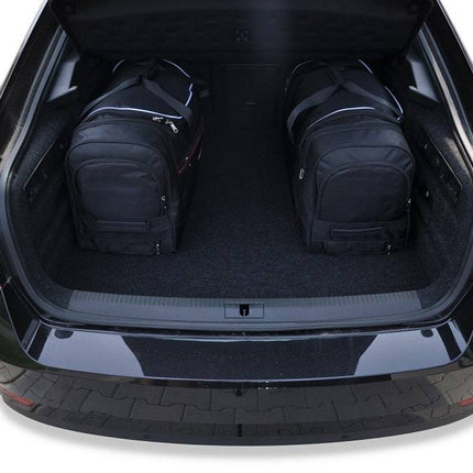 Kjust Kjust Reistassenset voor Skoda Superb 5-deurs hatchback 2019-2024 - Set van 5 Tassen met 3 Roltassen en 2 Vliegtuigtassen Harvest Automotive 4