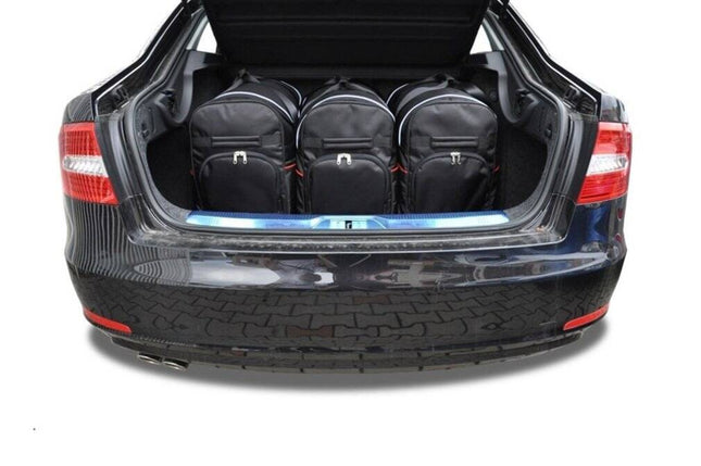 Kjust Kjust Reistassenset voor Skoda Superb Sedan 2008-2015 - Set van 5 Tassen met 3 Roltassen en 2 Sporttassen Harvest Automotive 2