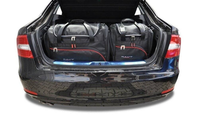 Kjust Kjust Reistassenset voor Skoda Superb Sedan 2008-2015 - Set van 5 Tassen met 3 Roltassen en 2 Sporttassen Harvest Automotive 1
