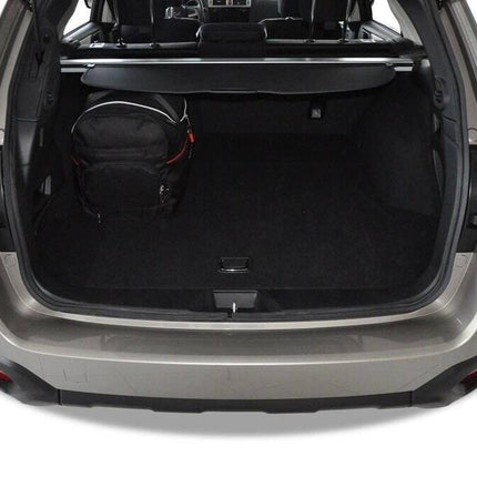 Kjust Kjust Reistassenset voor Subaru Legacy Outback 2015-2021 - Set van 5 Tassen met 3 Roltassen en 2 Vliegtuigtassen Harvest Automotive 5