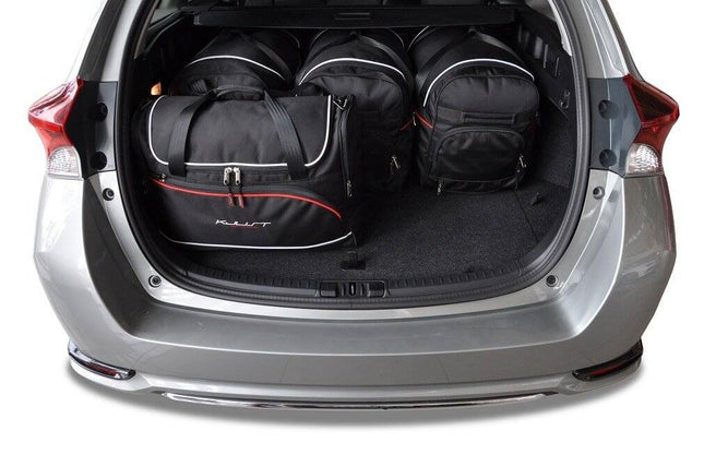 Kjust Kjust Reistassenset voor Toyota Auris Touring Sports 2013-2018 - Set van 5 Tassen met 3 Roltassen en 2 Vliegtuigtassen Harvest Automotive 2