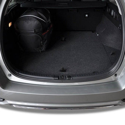 Kjust Kjust Reistassenset voor Toyota Auris Touring Sports 2013-2018 - Set van 5 Tassen met 3 Roltassen en 2 Vliegtuigtassen Harvest Automotive 5