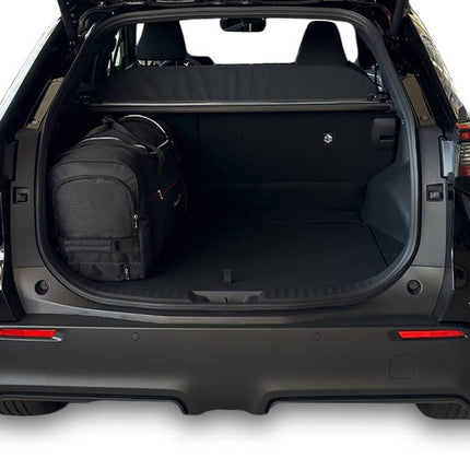 Kjust Kjust Reistassenset voor Toyota bZ4X 2022-2025 - Set van 4 Tassen met 3 Roltassen en 1 Vliegtuigtas Harvest Automotive 4