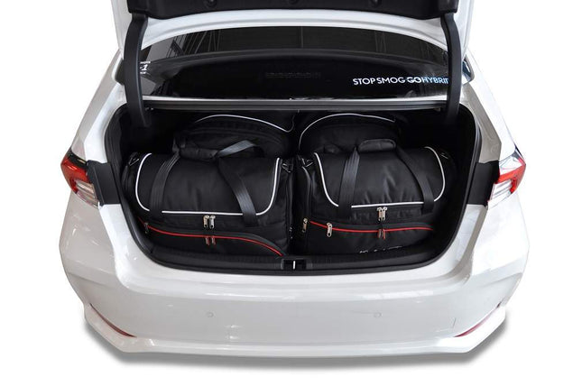 Kjust Kjust Reistassenset voor Toyota Corolla Sedan vanaf 2019 - Set van 4 Tassen met 2 Roltassen en 2 Vliegtuigtassen Harvest Automotive 1