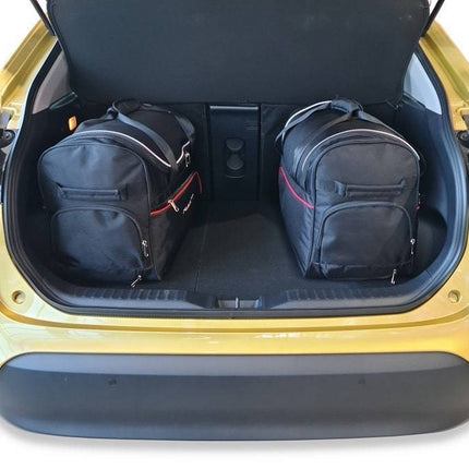 Kjust Kjust Reistassenset voor Toyota Yaris Cross vanaf 2021 - Set van 4 Tassen met 2 Roltassen 1 Sporttas en 1 Vliegtuigtas Harvest Automotive 3