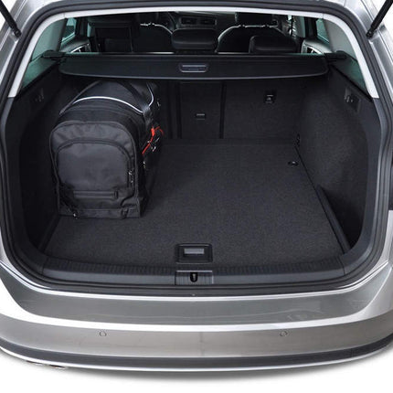 Kjust Kjust Reistassenset voor Volkswagen Golf Alltrack 2015-2020 - Set van 5 Tassen met 3 Roltassen en 2 Vliegtuigtassen Harvest Automotive 5