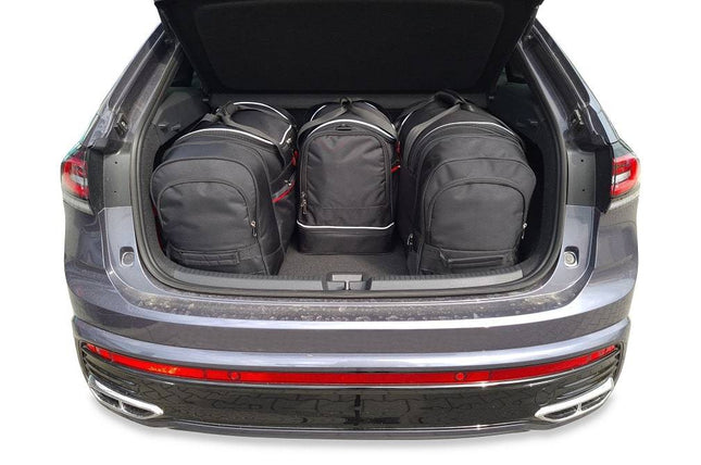 Kjust Kjust Reistassenset voor Volkswagen Taigo vanaf 2021 - Set van 4 Tassen met 2 Roltassen 1 Sporttas en 1 Vliegtuigtas Harvest Automotive 2
