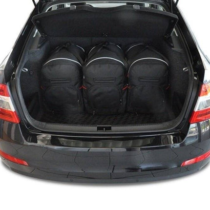 Kjust Reistassenset voor Skoda Octavia 5-deurs 2013-2020 - Set van 5 Tassen met 3 Roltassen en 2 Sporttassen