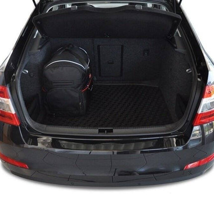 Kjust Reistassenset voor Skoda Octavia 5-deurs 2013-2020 - Set van 5 Tassen met 3 Roltassen en 2 Sporttassen