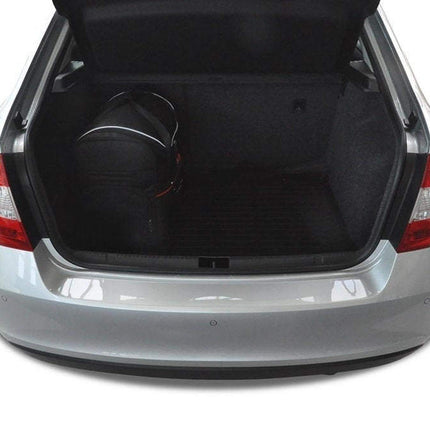 Kjust Reistassenset voor Skoda Rapid 5-deurs vanaf 2012 - Set van 5 Tassen met 3 Roltassen en 2 Sporttassen