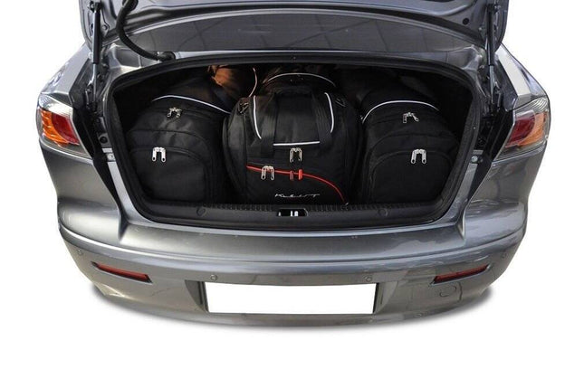 Kjust Reistassenset voor Mitsubishi Lancer Sedan 2008-2016 - Set van 4 Tassen met 2 Roltassen en 2 Sporttassen