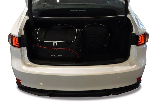 Kjust Reistassenset voor Lexus IS Sedan vanaf 2013 - Set van 4 Tassen met 2 Roltassen en 2 Vliegtuigtassen