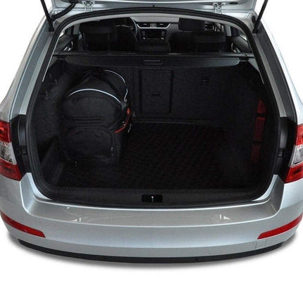 Kjust Reistassenset voor Skoda Octavia stationwagen 2013-2020 - Set van 5 Tassen met 3 Roltassen en 2 Sporttassen