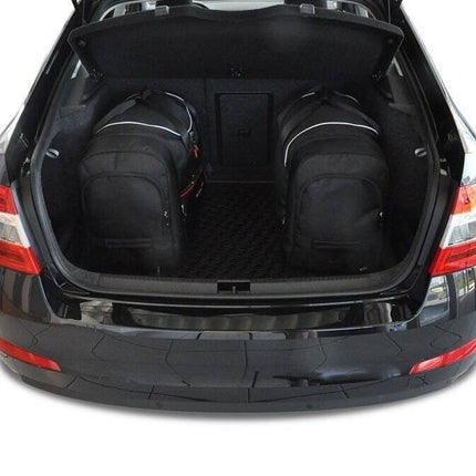 Kjust Reistassenset voor Skoda Octavia 5-deurs 2013-2020 - Set van 5 Tassen met 3 Roltassen en 2 Vliegtuigtassen