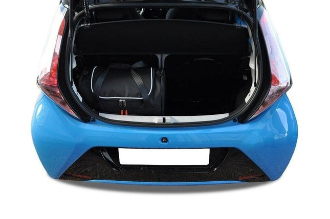 Kjust Reistassenset voor Toyota Aygo 5-deurs vanaf 2014 - Set van 2 Tassen met 2 Sporttassen